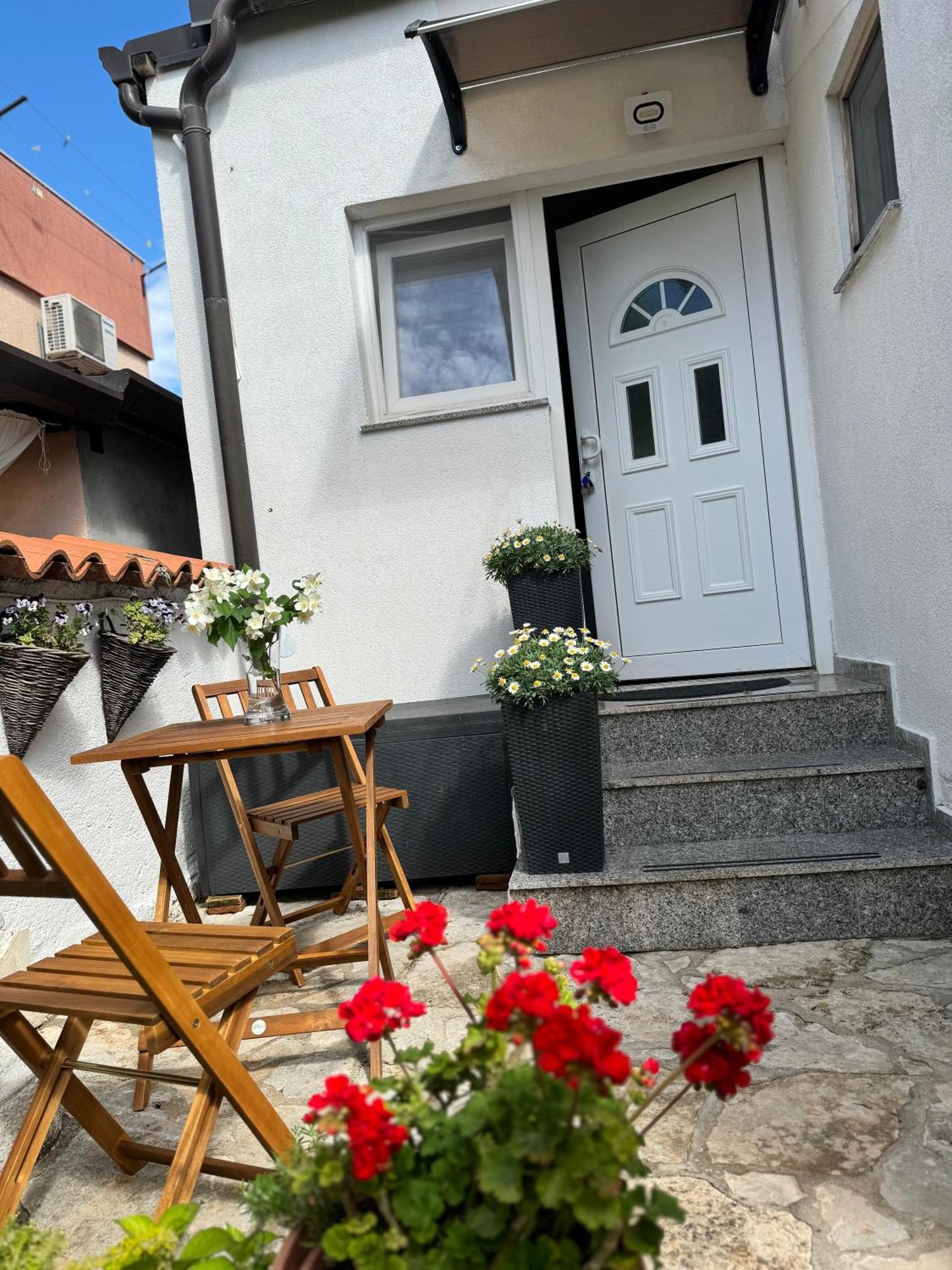 Castelli Apartment Umag Eksteriør billede